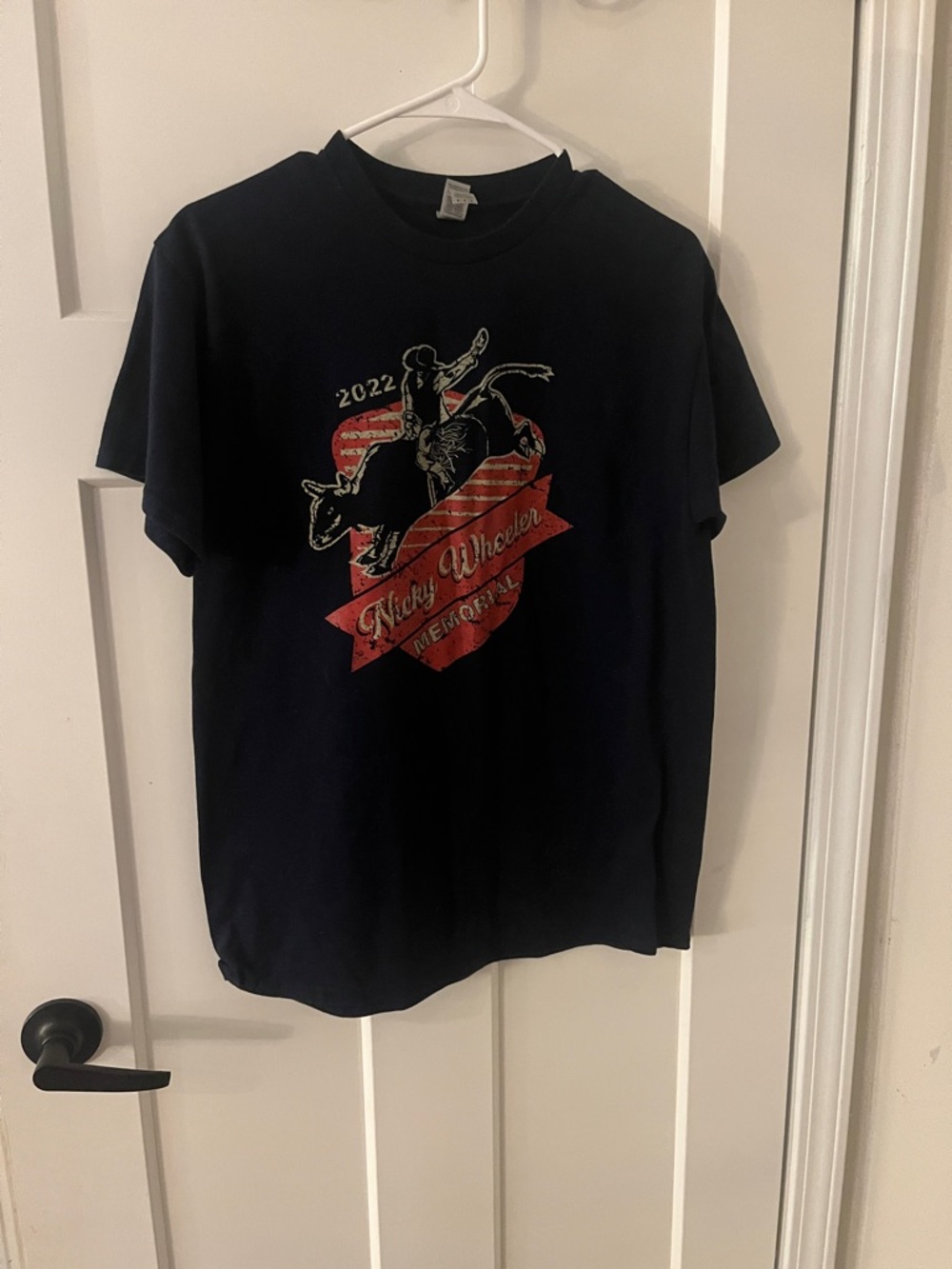 Gildan Black Short-Sleeve Rodeo Graphic Tee with Red and Cream Accents